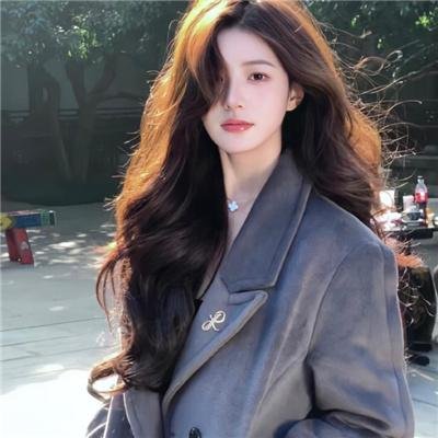 爱上老板的女儿